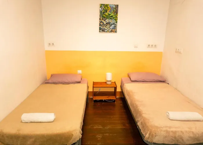 Hostel Albergue La Casa Encantada