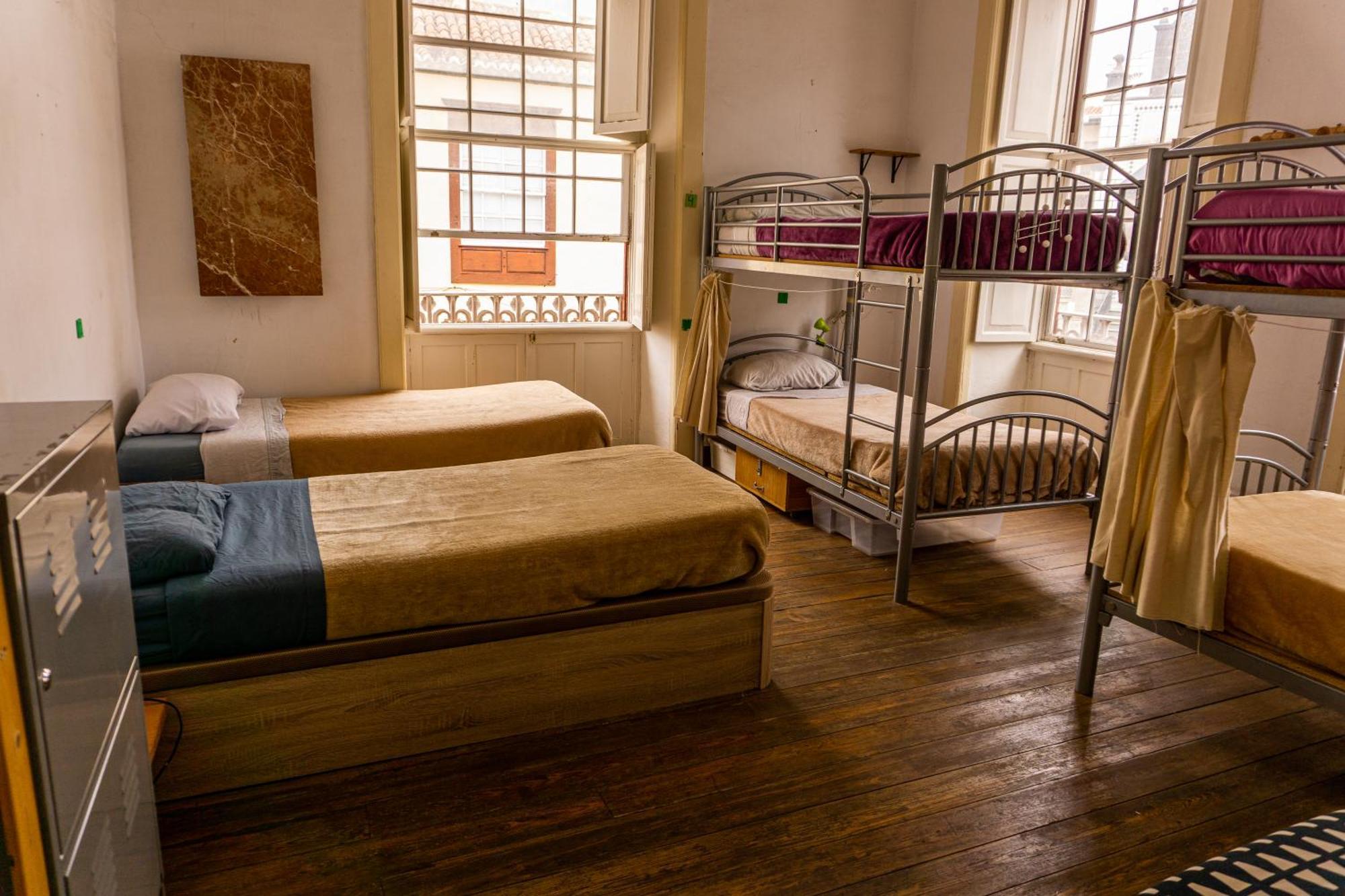 La Casa Encantada Hostel *