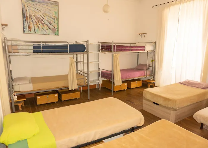 Hostel Albergue La Casa Encantada
