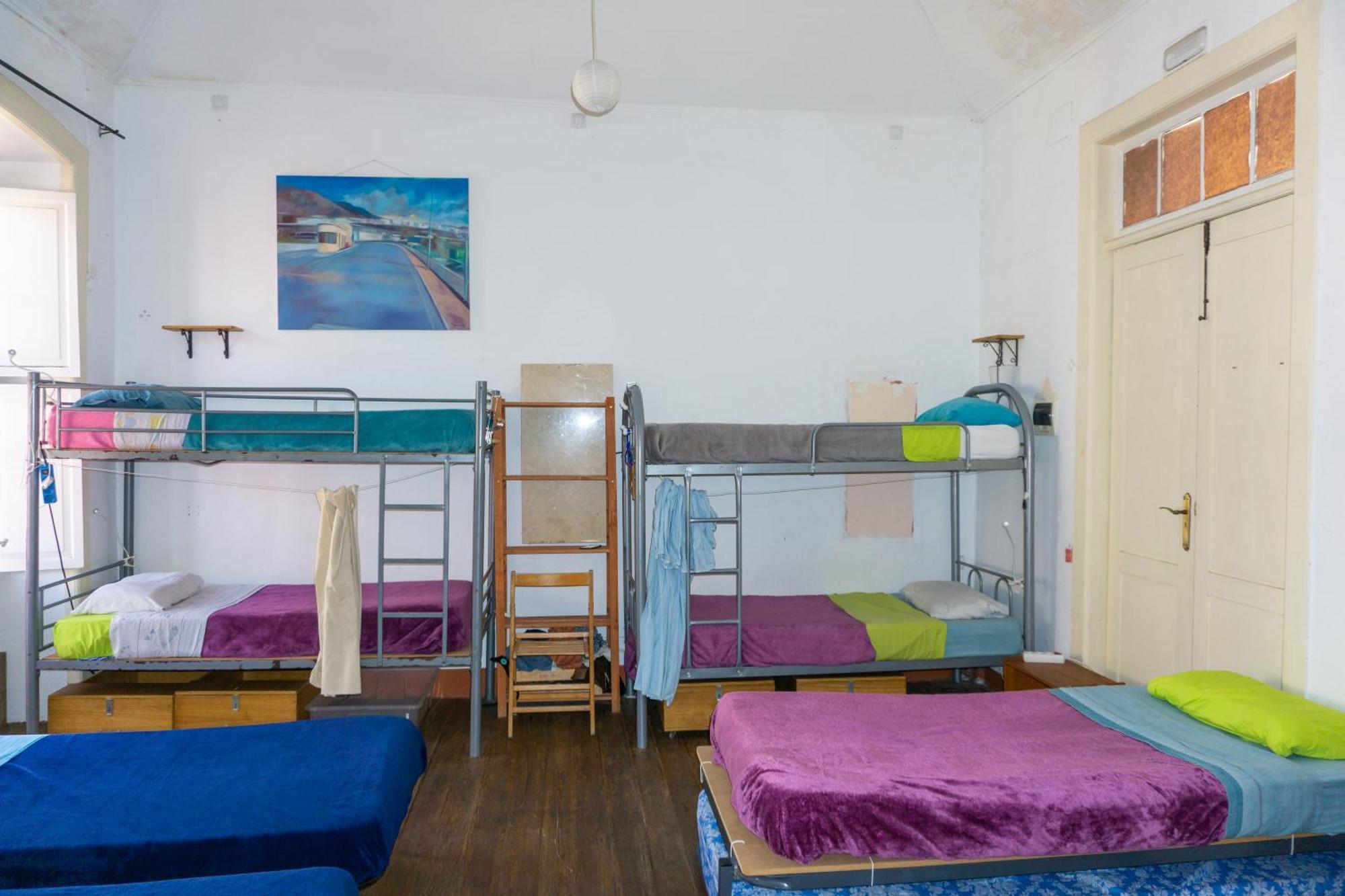 La Casa Encantada Albergue *